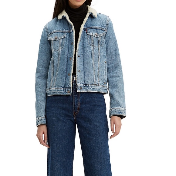Levi's Jackets & Blazers - ❌SOLD❌Levi Strauss & Co Denim Sherpa Jacket